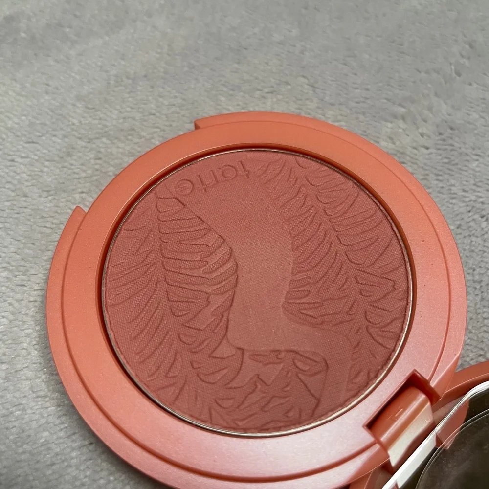 Tarte Amazonian Blush- Captivating
